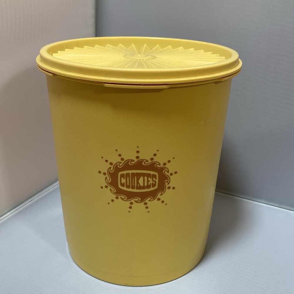 ❤️ Vintage Retro Tupperware Cookie Container with Lid